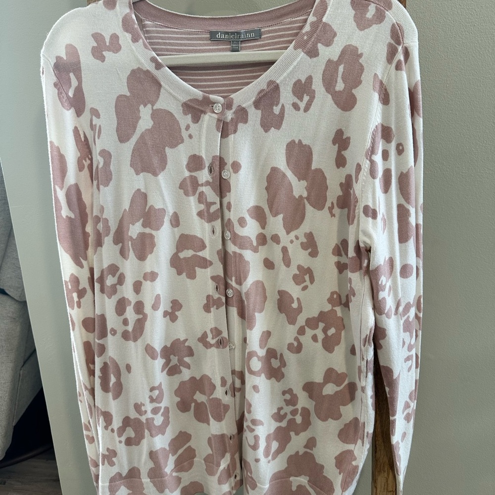 Daniel Rainn Cream Cardigan with Dusty Pink Floral Print -XL